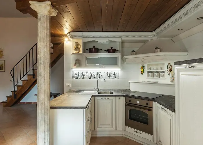 Appartement Guesthost - Palazzo Altieri Elegant *