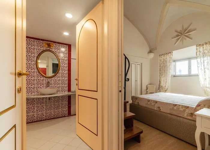 Guesthost - Palazzo Altieri Elegant Rome