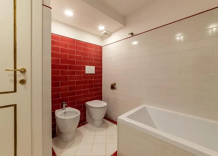 Guesthost - Palazzo Altieri Elegant Appartement *